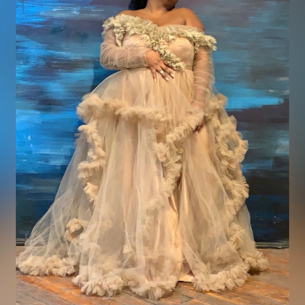 Oyemwen - Custom Tulle Off the Shoulder Dress